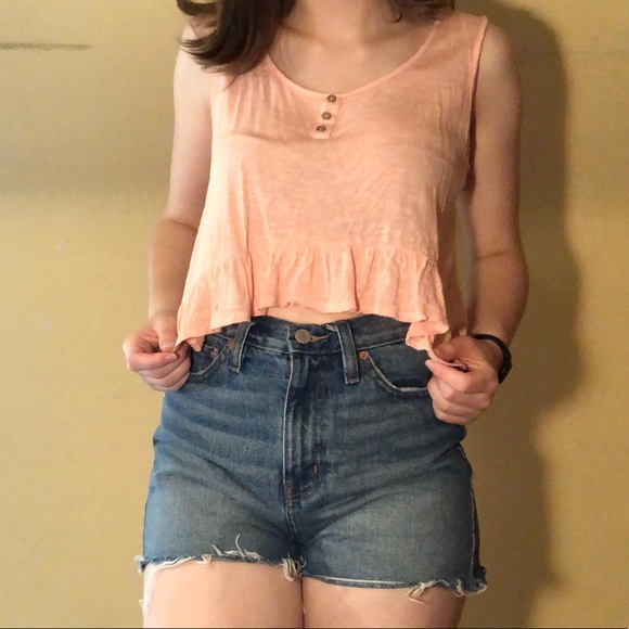 Pink flowy crop top - Picture 2 of 2